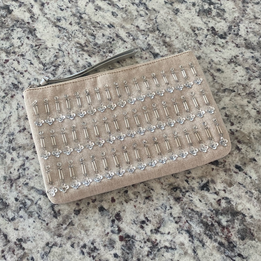 Vineyard Vines Clutch